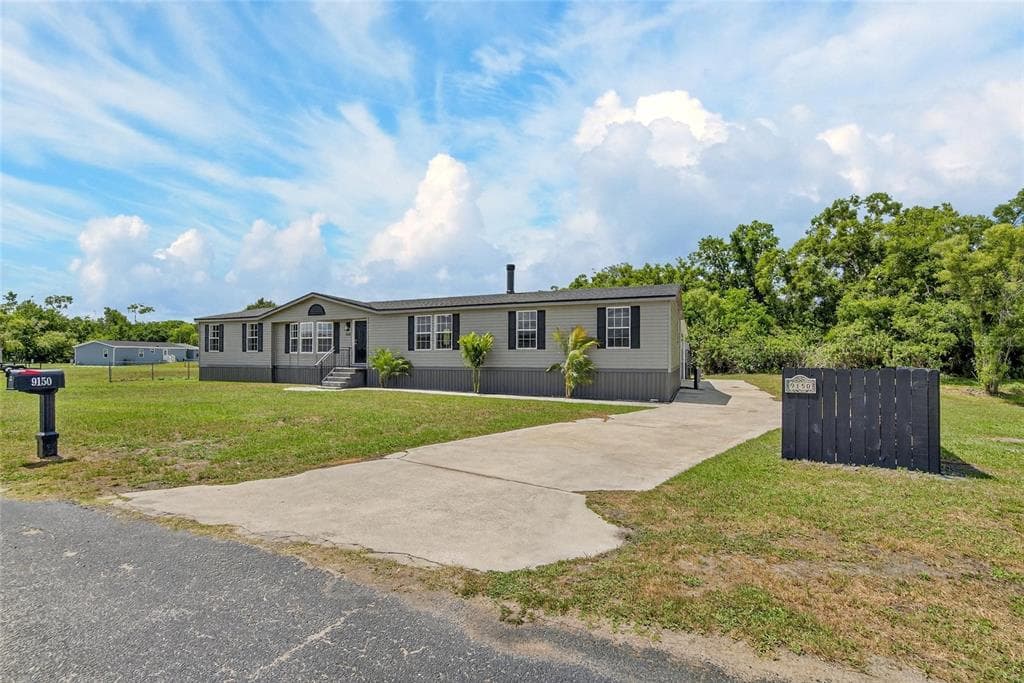 9150 WOOD TERRACE DRIVE, TAMPA, FL 33637 — zdjęcie 2