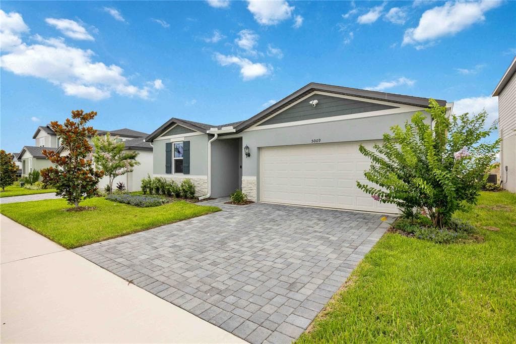 5009 KATRINA DRIVE, HAINES CITY, FL 33844