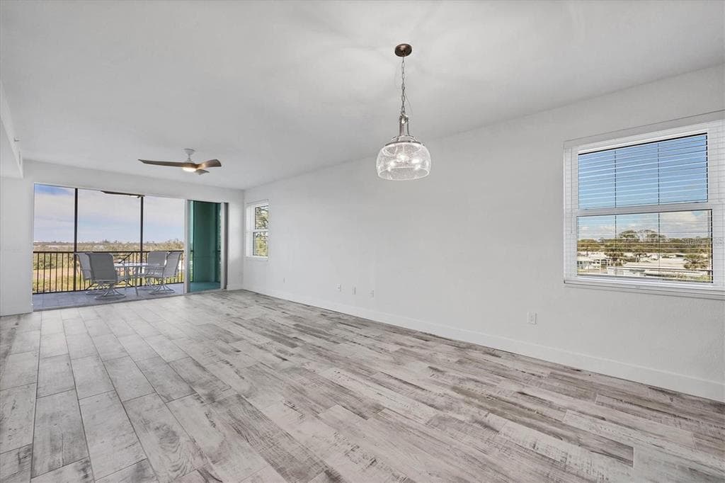 9203 GRIGGS ROAD # 204, ENGLEWOOD, FL 34224 — zdjęcie 3