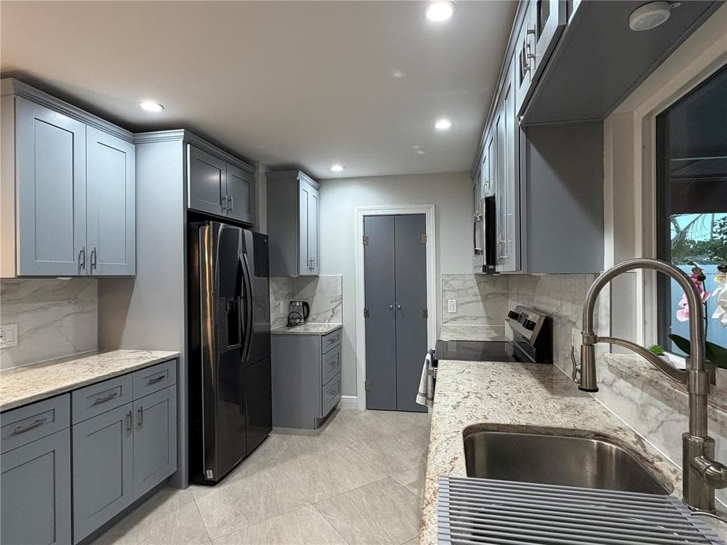 3435 OVERLOOK DRIVE NE, ST PETERSBURG, FL 33703 — zdjęcie 3