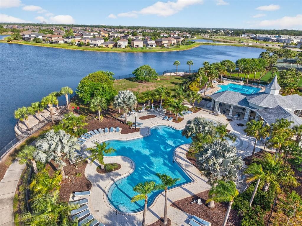 9324 LEMON DROP LOOP, SUN CITY CENTER, FL 33573 — zdjęcie 2