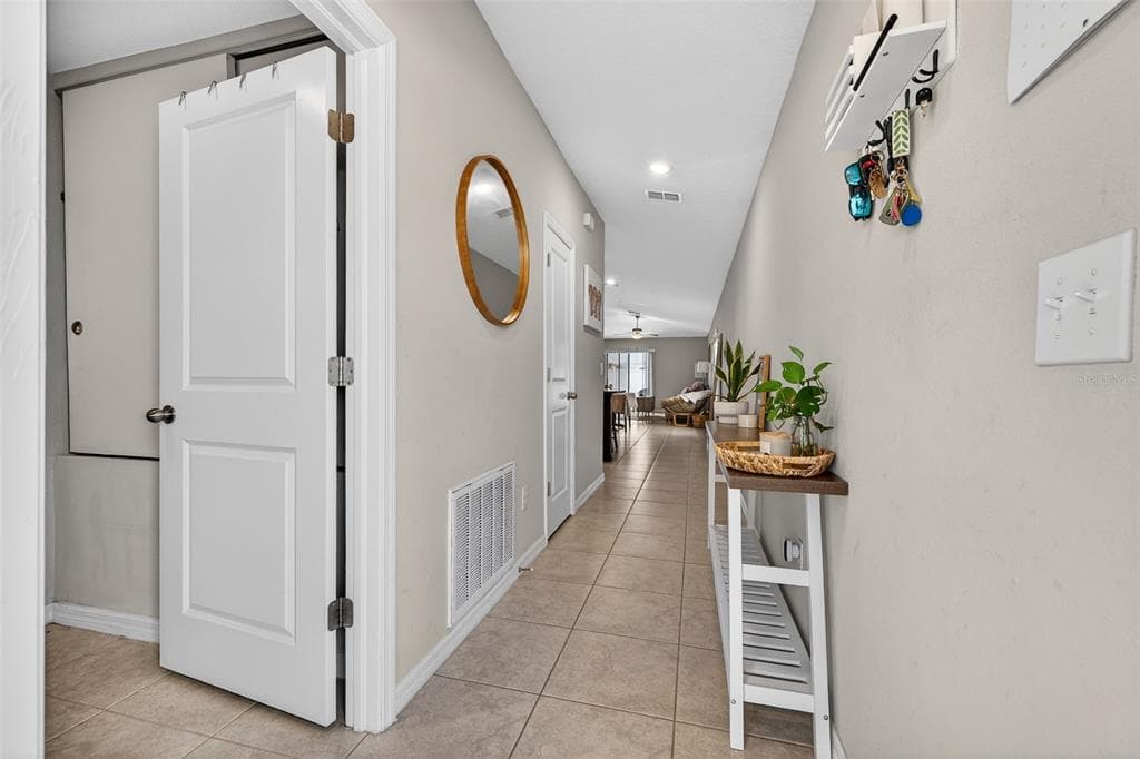 9324 LEMON DROP LOOP, SUN CITY CENTER, FL 33573 — zdjęcie 3