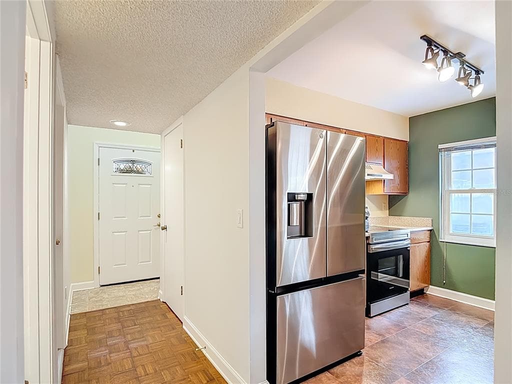 16851 LE CLARE SHORES DRIVE, TAMPA, FL 33624 — zdjęcie 5