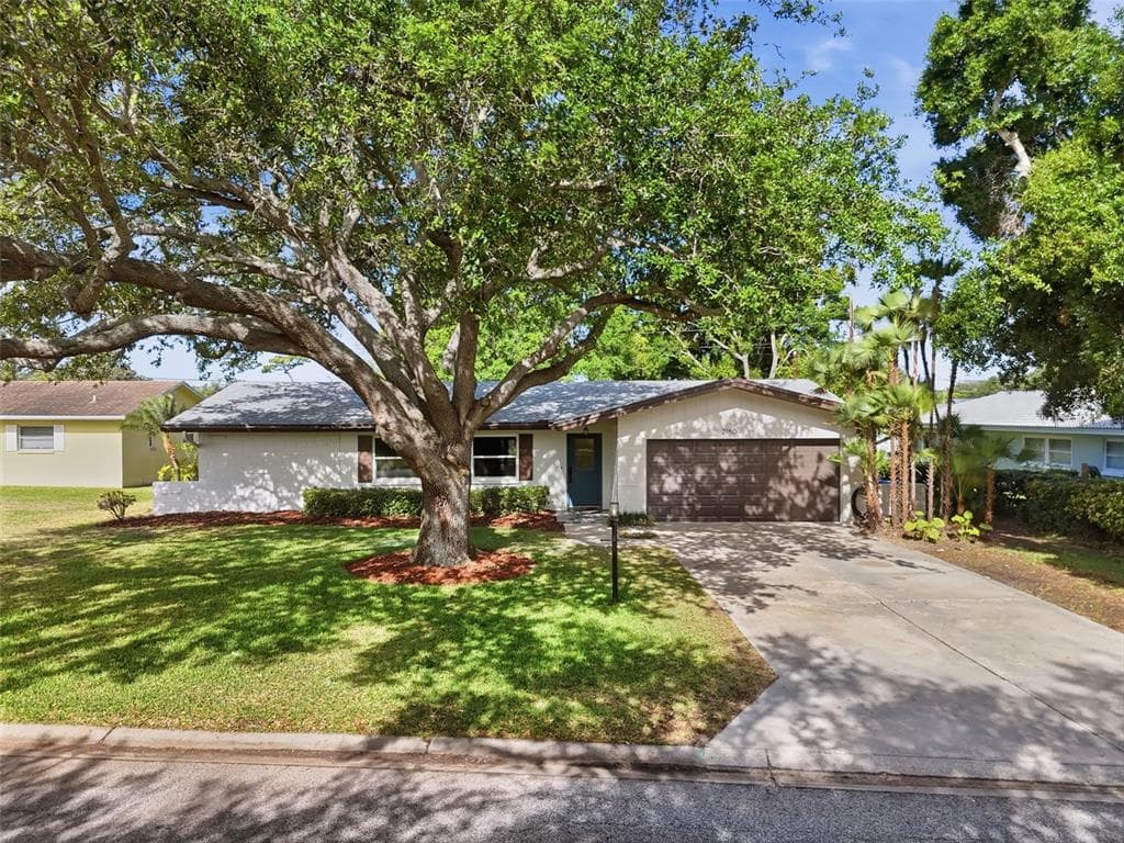 2150 SARAZEN DRIVE, DUNEDIN, FL 34698