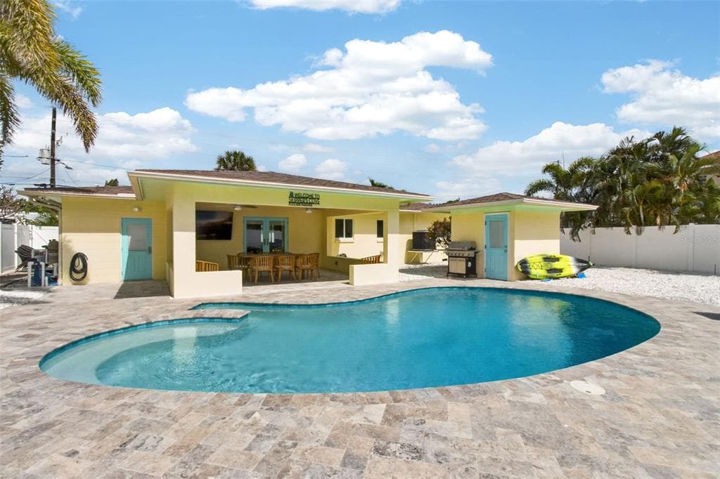517 39TH AVENUE, ST PETE BEACH, FL 33706 — zdjęcie 2