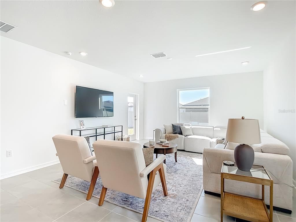 16863 FIESTA DRIVE, PORT CHARLOTTE, FL 33953 — zdjęcie 4