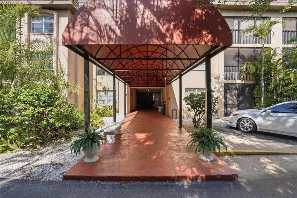 3700 S OSPREY AVENUE # 221, SARASOTA, FL 34239