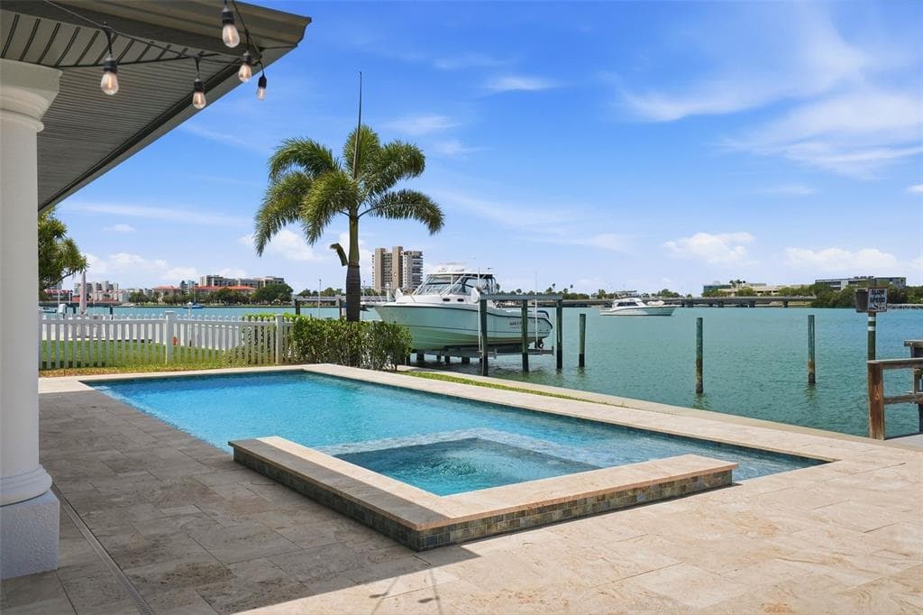 7172 S SHORE DRIVE S, ST PETERSBURG, FL 33707 — zdjęcie 4