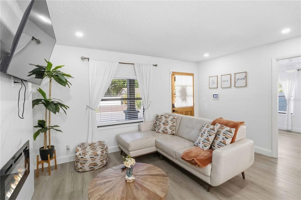 2925 24TH STREET N, ST PETERSBURG, FL 33713 — zdjęcie 5