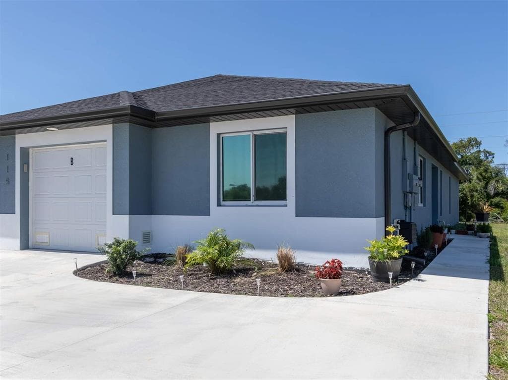 125 BOUNDARY BOULEVARD # 2, ROTONDA WEST, FL 33947 — zdjęcie 2