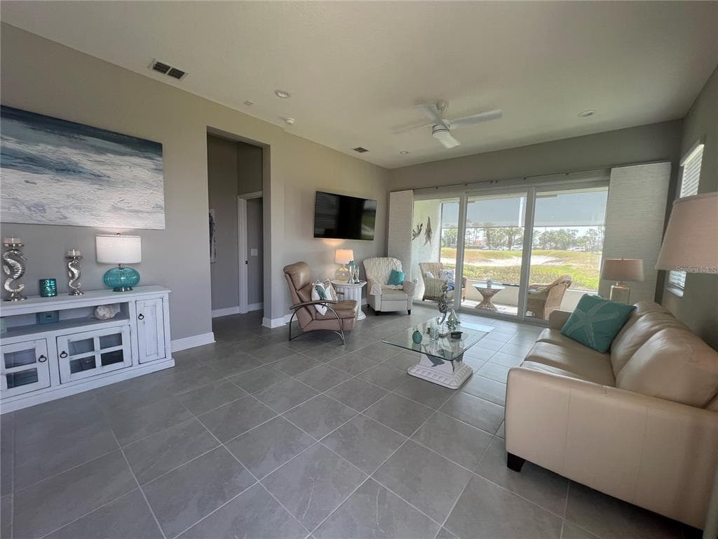 1867 NOTTINGHAM TRAIL, PORT CHARLOTTE, FL 33980 — zdjęcie 4