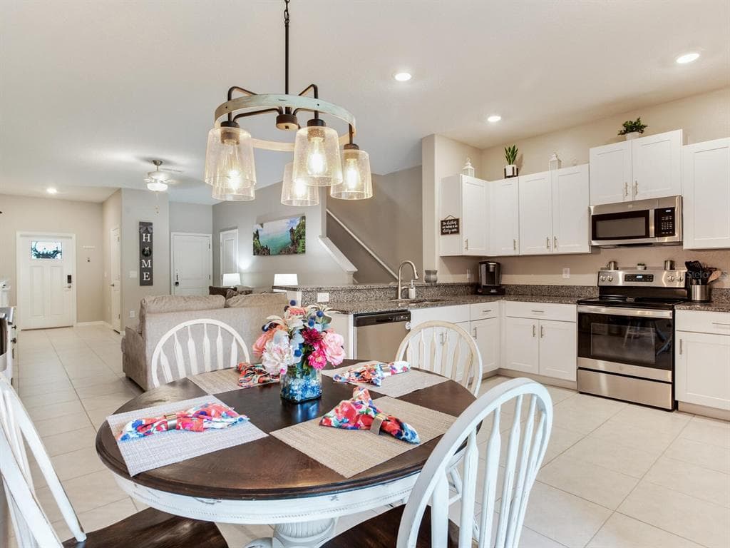 2561 CHARLAN COURT, HOLIDAY, FL 34690 — zdjęcie 4
