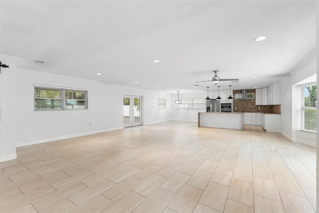 125 CARLYLE DRIVE, PALM HARBOR, FL 34683 — zdjęcie 4