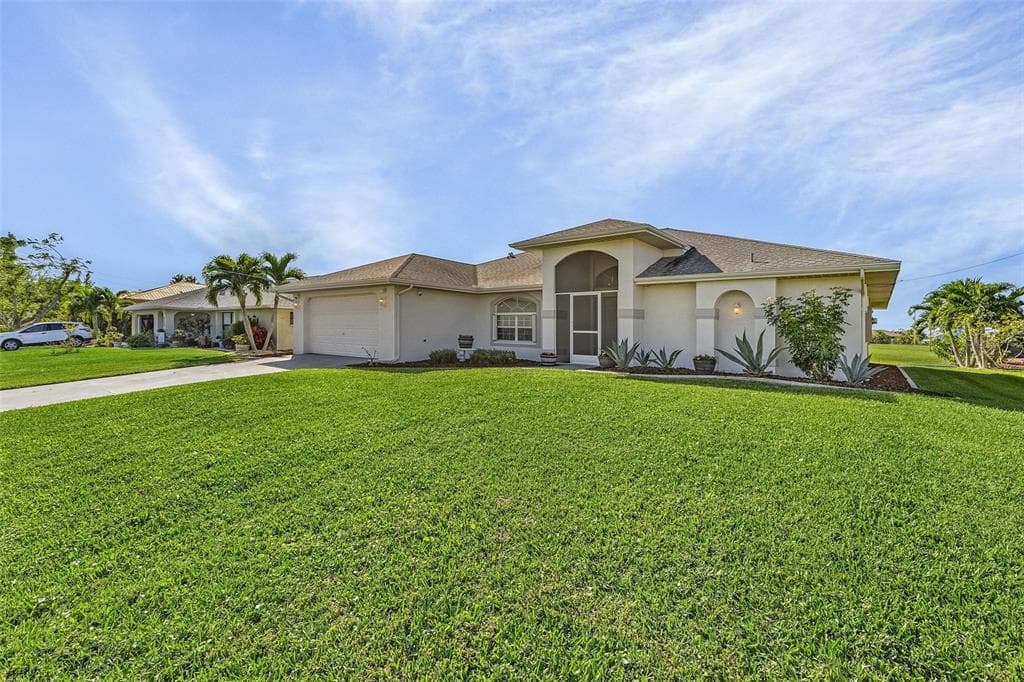 1230 SW 4TH AVENUE, CAPE CORAL, FL 33991 — zdjęcie 3