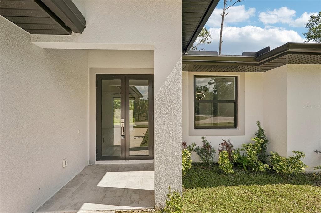 17156 EUGENE AVENUE, PORT CHARLOTTE, FL 33954 — zdjęcie 2