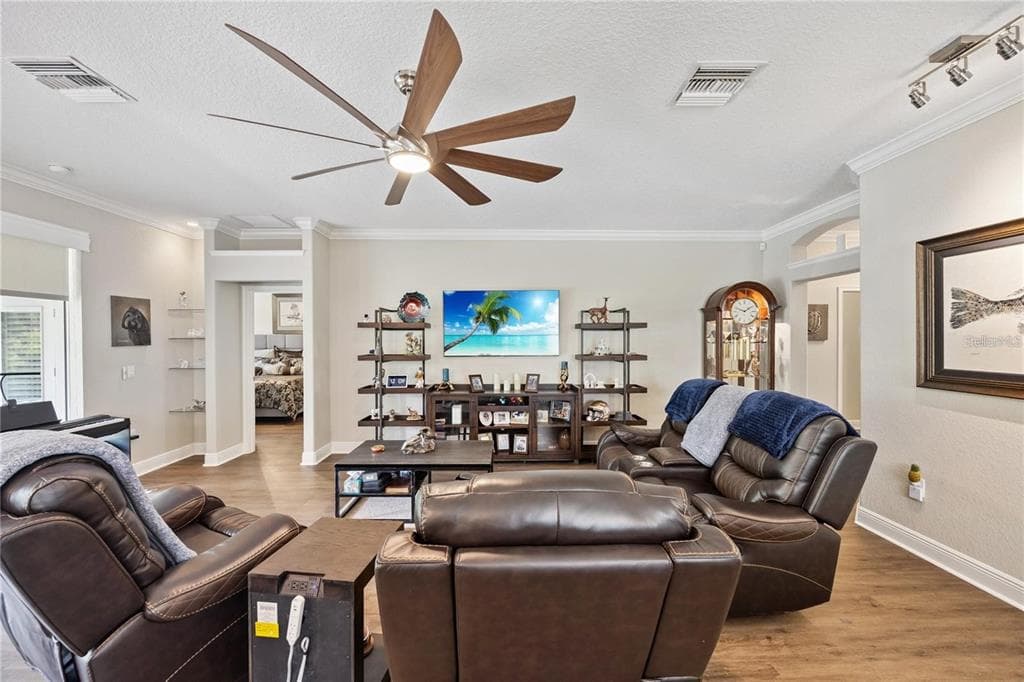 1923 BANNING BEACH ROAD, TAVARES, FL 32778 — zdjęcie 4
