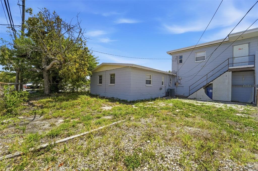 3235 EMERSON AVENUE S, ST PETERSBURG, FL 33712 — zdjęcie 4