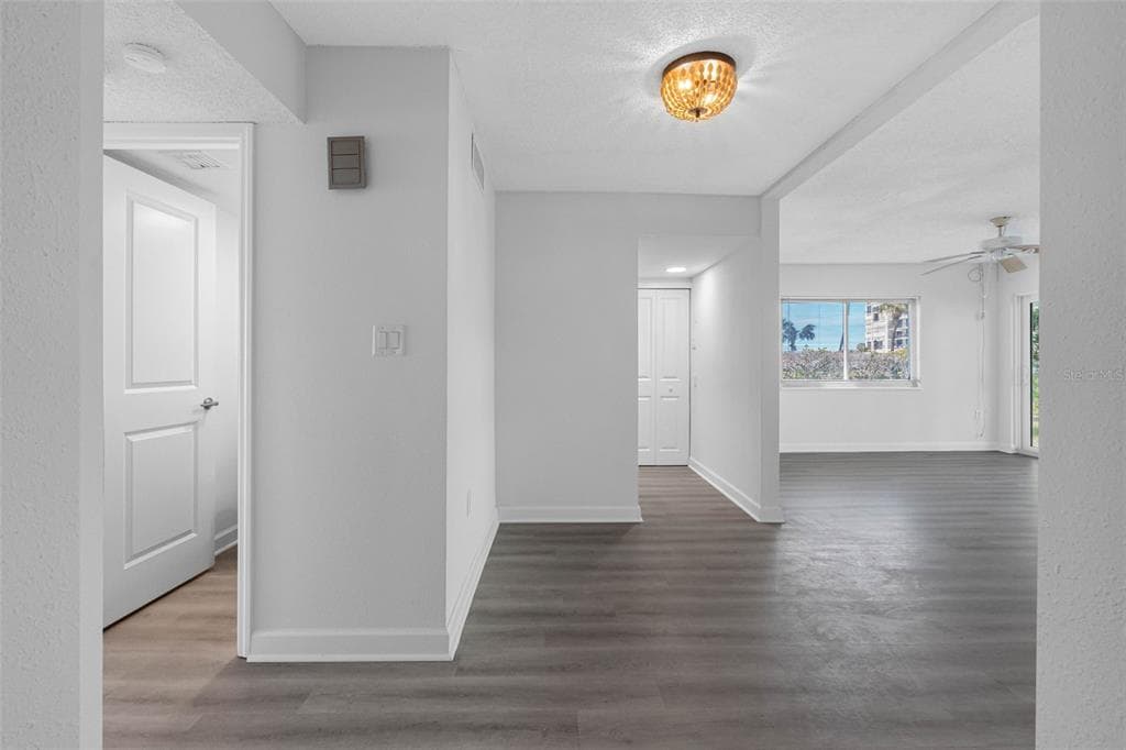 1451 GULF BOULEVARD # 101, CLEARWATER BEACH, FL 33767 — zdjęcie 5