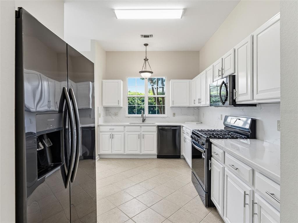 1256 AVENIDA DE LAS CASAS, LADY LAKE, FL 32159 — zdjęcie 5