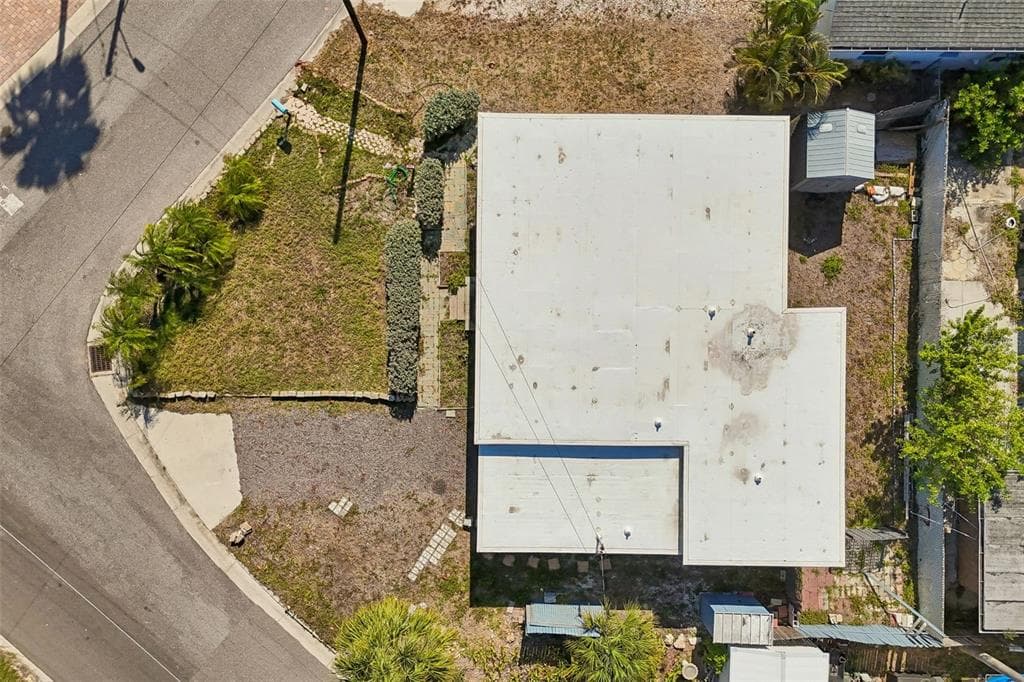 13098 BOCA CIEGA AVENUE, MADEIRA BEACH, FL 33708 — zdjęcie 4