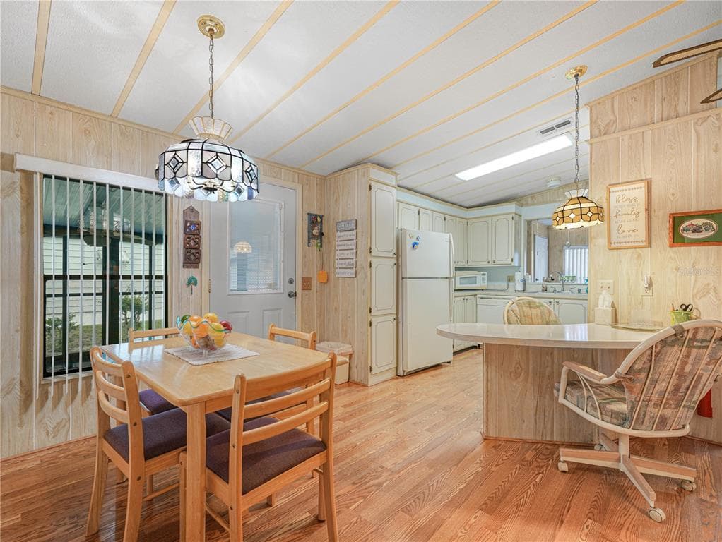 108 KENSINGTON PARK DRIVE, DAVENPORT, FL 33897 — zdjęcie 4