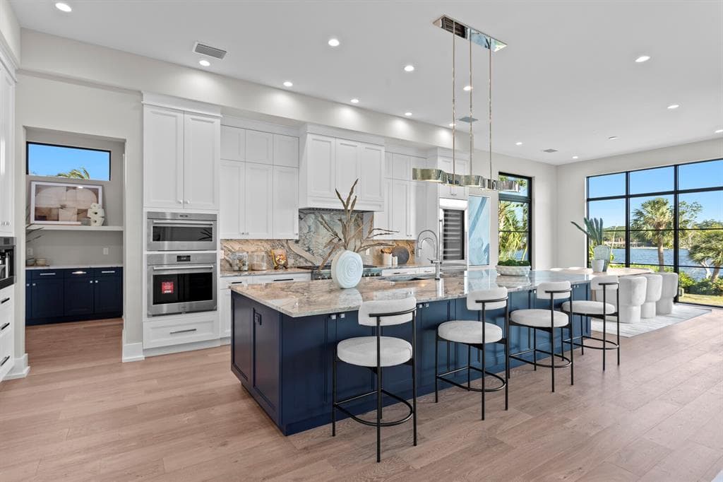 337 COFFEE POT DRIVE NE, ST PETERSBURG, FL 33704 — zdjęcie 3
