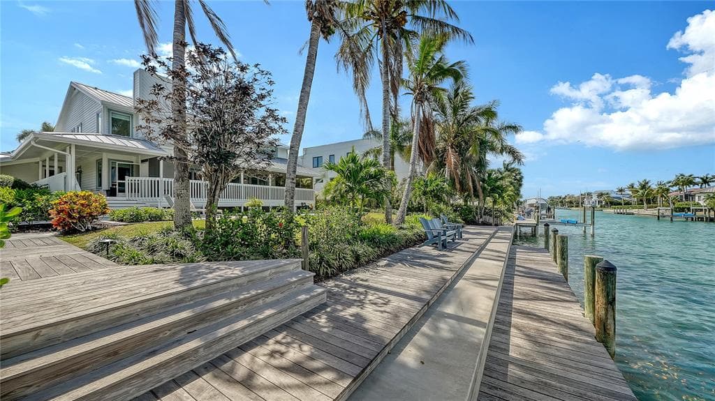 476 MEADOW LARK DRIVE, SARASOTA, FL 34236