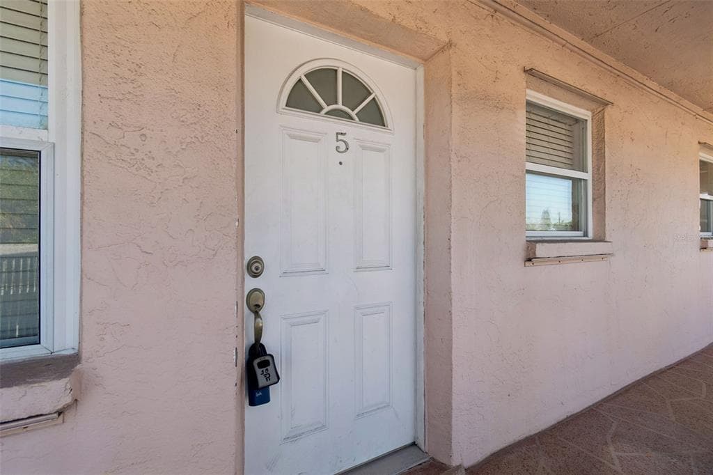 525 73RD AVE # 5, ST PETE BEACH, FL 33706 — zdjęcie 5