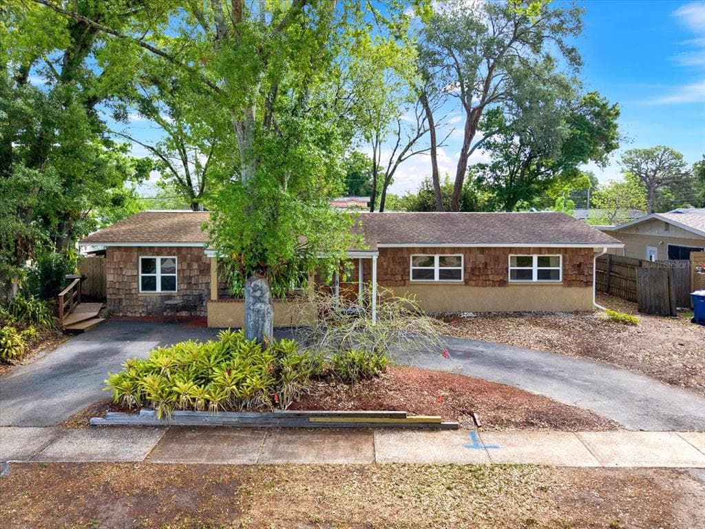 2561 58TH STREET N, ST PETERSBURG, FL 33710