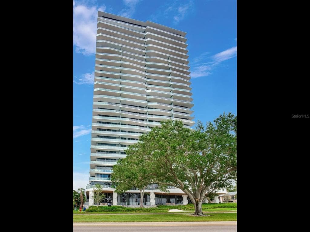 3101 W BAYSHORE BOULEVARD # 402, TAMPA, FL 33629