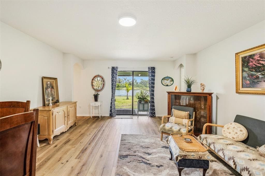 636 CHATHAM WALK DRIVE, RUSKIN, FL 33570 — zdjęcie 5