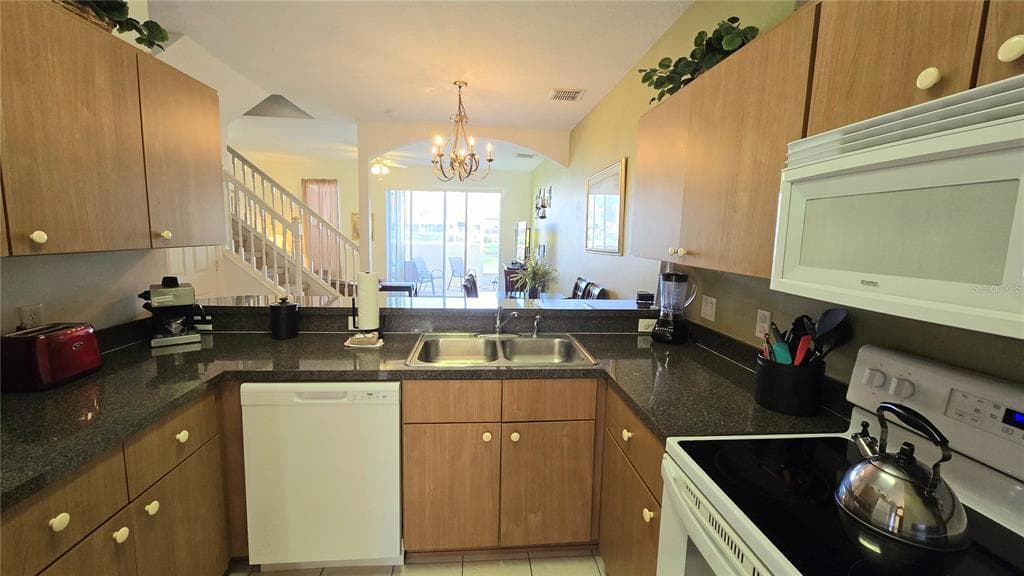 1213 SOUTH BEACH CIRCLE, KISSIMMEE, FL 34746 — zdjęcie 4