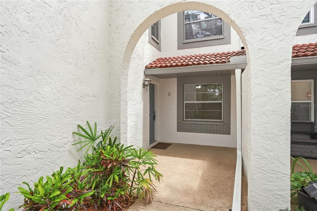 500 SANTA CRUZ PLACE NE # D, ST PETERSBURG, FL 33703 — zdjęcie 3