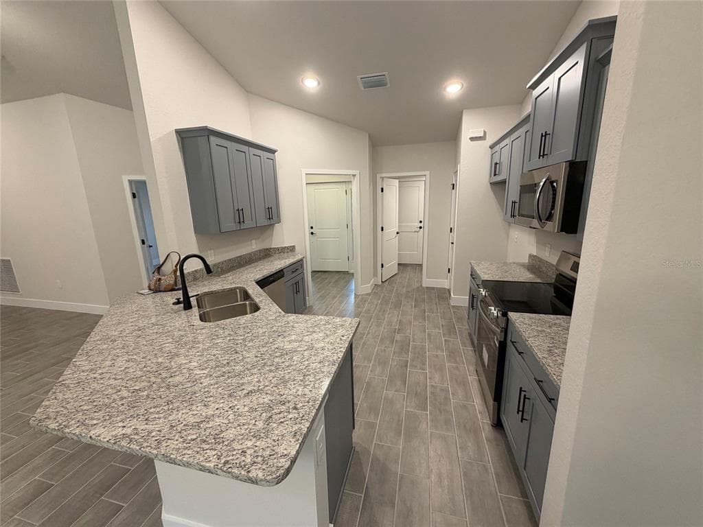 20237 NAVAJO LANE, PORT CHARLOTTE, FL 33952 — zdjęcie 4