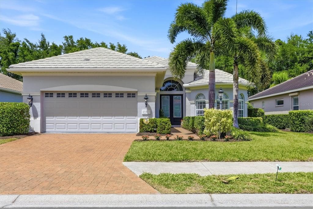 12323 THORNHILL COURT, LAKEWOOD RANCH, FL 34202