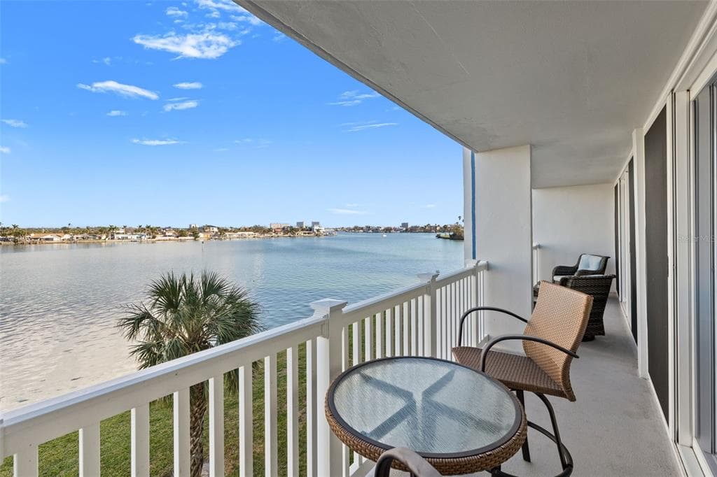 500 TREASURE ISLAND CAUSEWAY # 308, TREASURE ISLAND, FL 33706 — zdjęcie 3