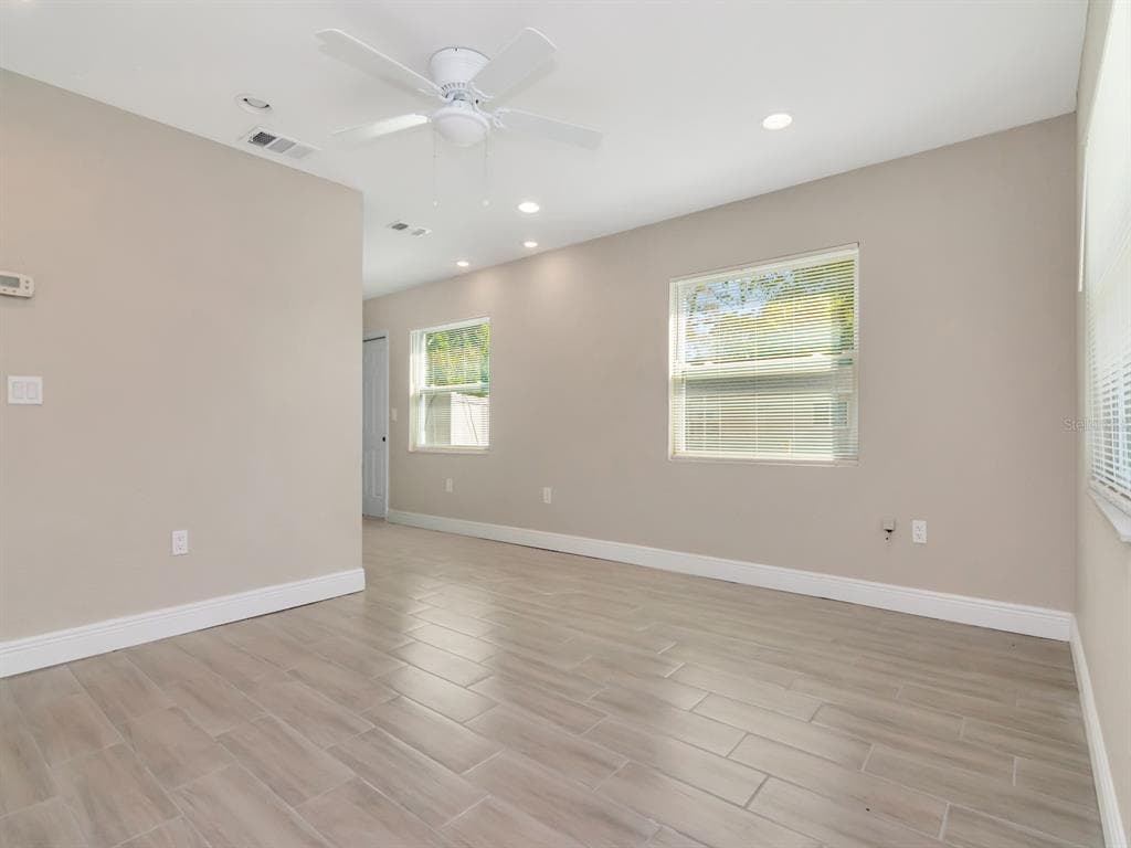 1211 62ND AVENUE E, BRADENTON, FL 34203 — zdjęcie 2