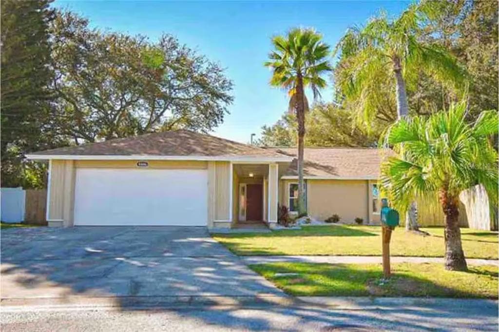 6506 SEAFAIRER DRIVE, TAMPA, FL 33615