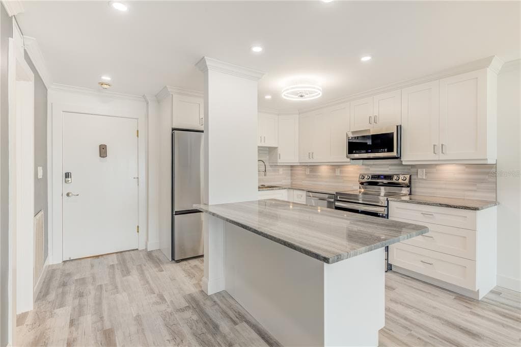 400 64TH AVENUE # 901, ST PETE BEACH, FL 33706 — zdjęcie 3