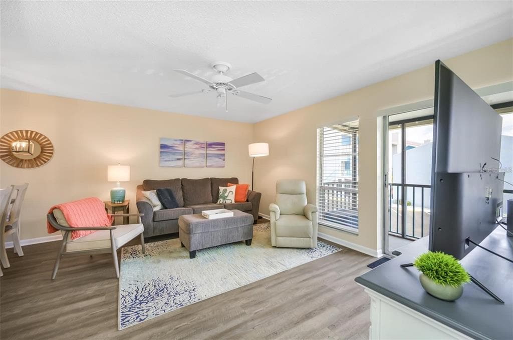 260 MEDALLION BOULEVARD # F, MADEIRA BEACH, FL 33708 — zdjęcie 5