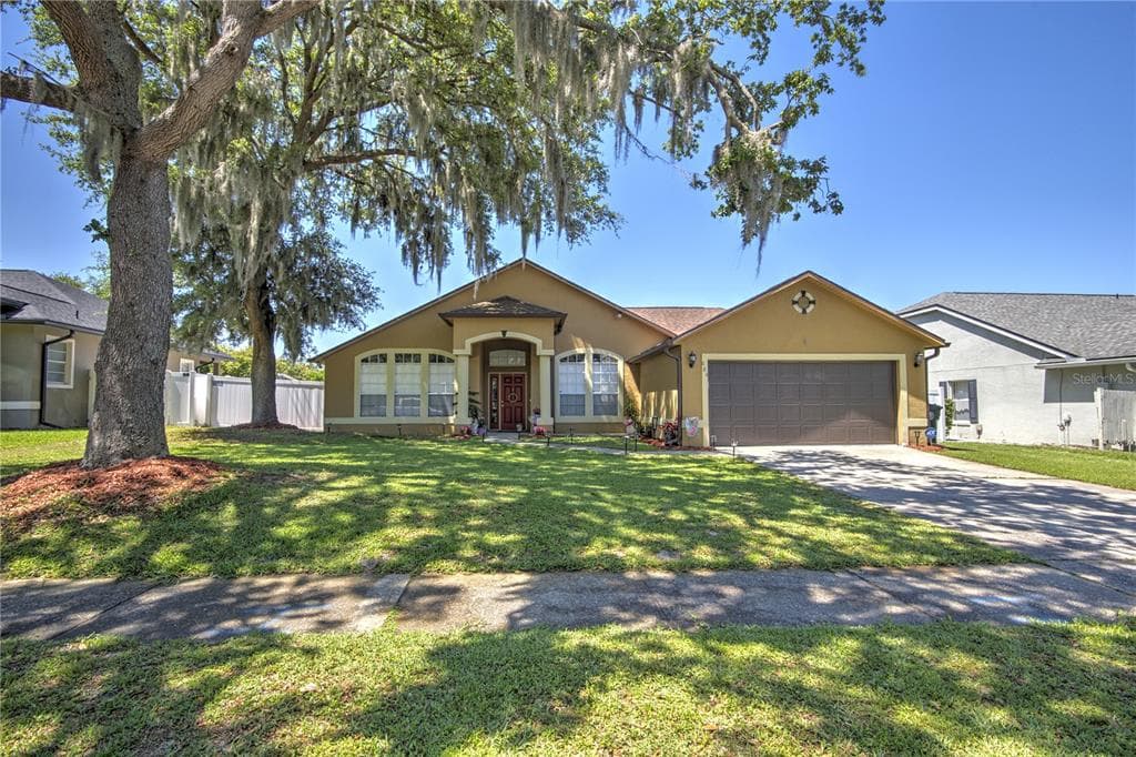 684 YORKSHIRE DRIVE, OVIEDO, FL 32765