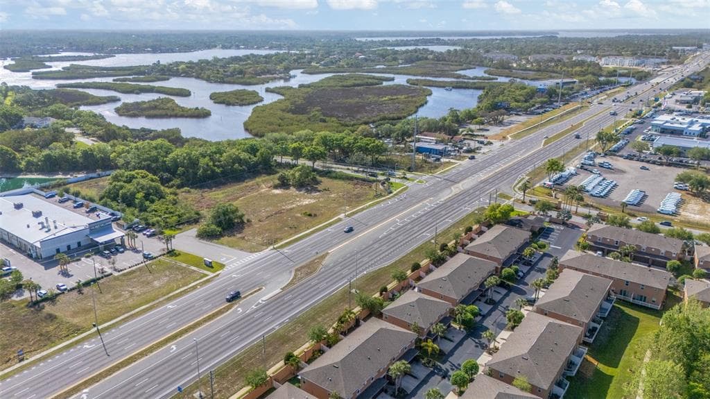 1819 SOMMARIE WAY, TARPON SPRINGS, FL 34689 — zdjęcie 4