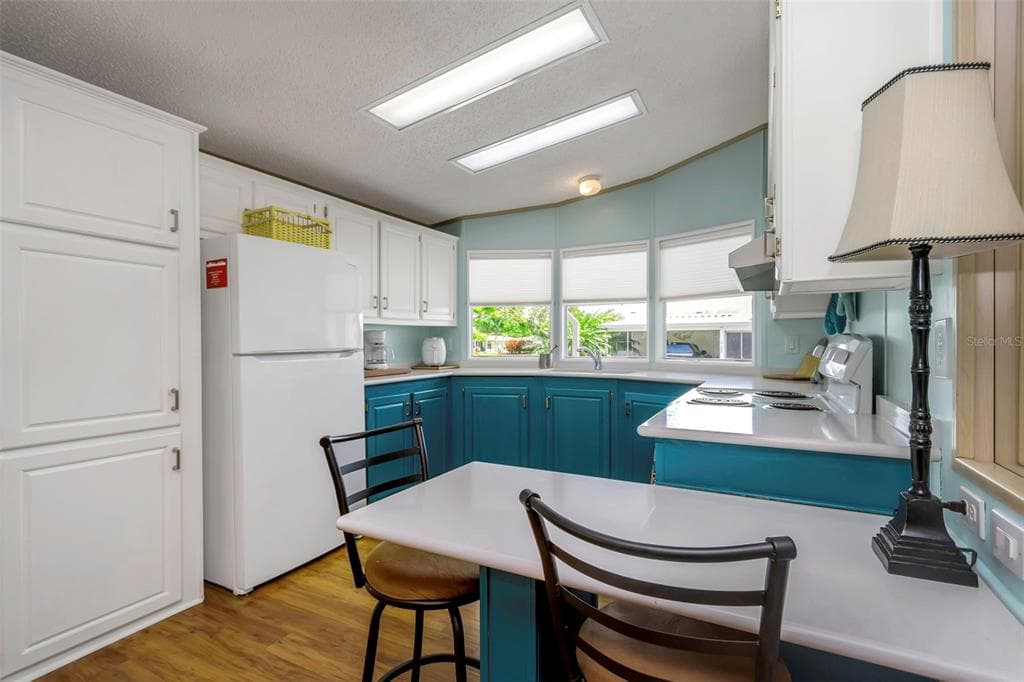 106 THATCH PALM STREET W, LARGO, FL 33770 — zdjęcie 3