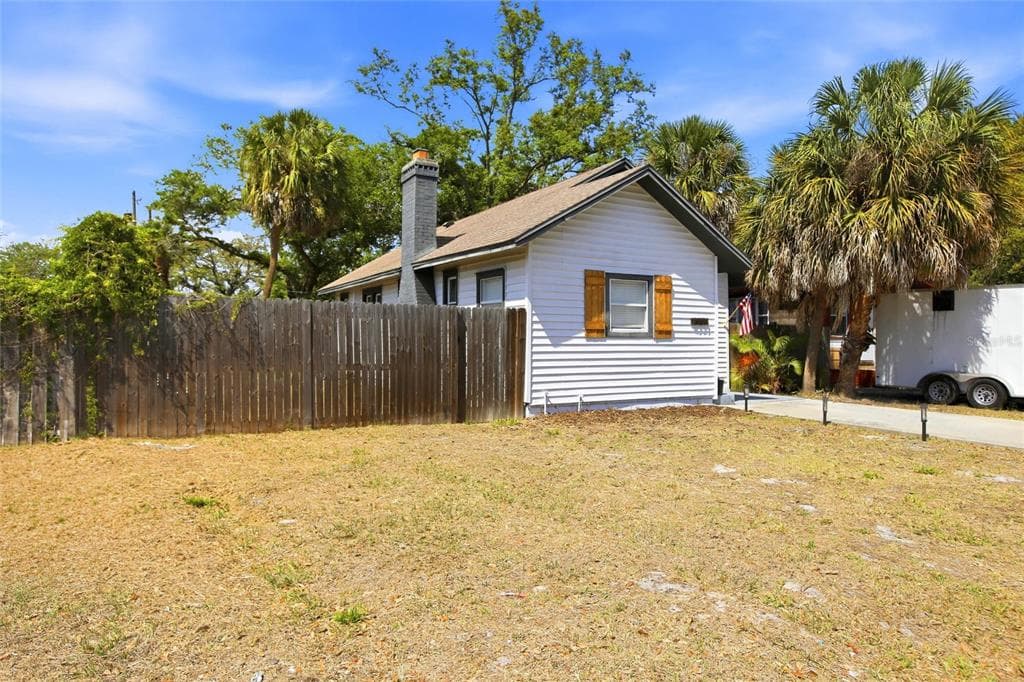 4551 19TH AVENUE S, ST PETERSBURG, FL 33711 — zdjęcie 2
