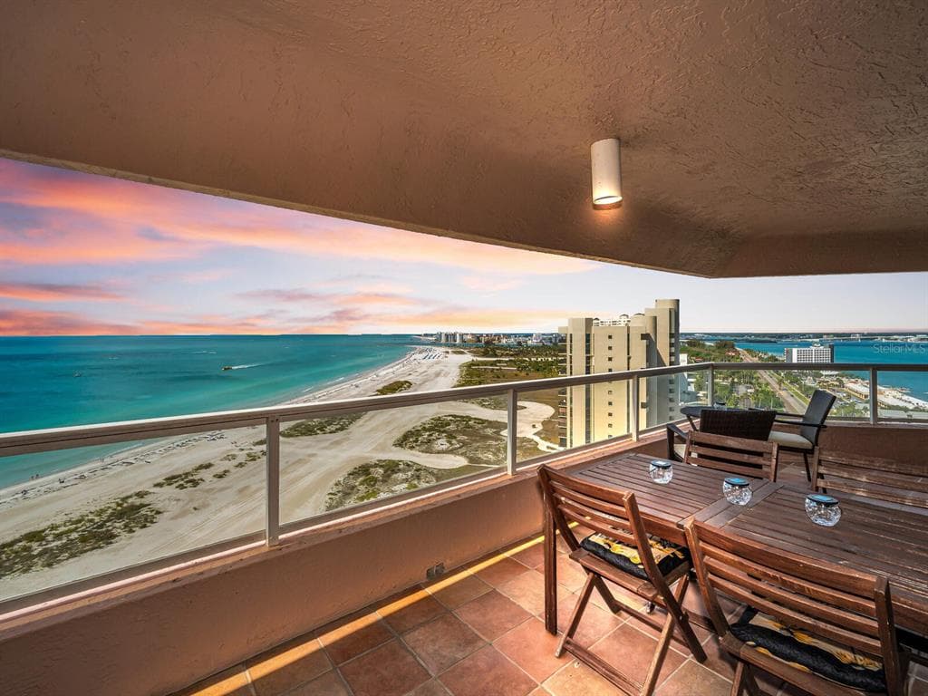 1310 GULF BOULEVARD # Penthouse A, CLEARWATER BEACH, FL 33767 — zdjęcie 5