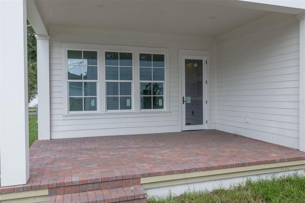 5204 10TH STREET N, ST PETERSBURG, FL 33703 — zdjęcie 5
