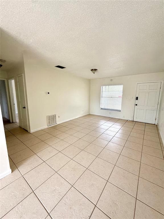 2800 E 113TH AVENUE # B4, TAMPA, FL 33612 — zdjęcie 2