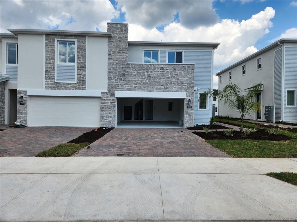 203 BOGEY DRIVE, DAVENPORT, FL 33896