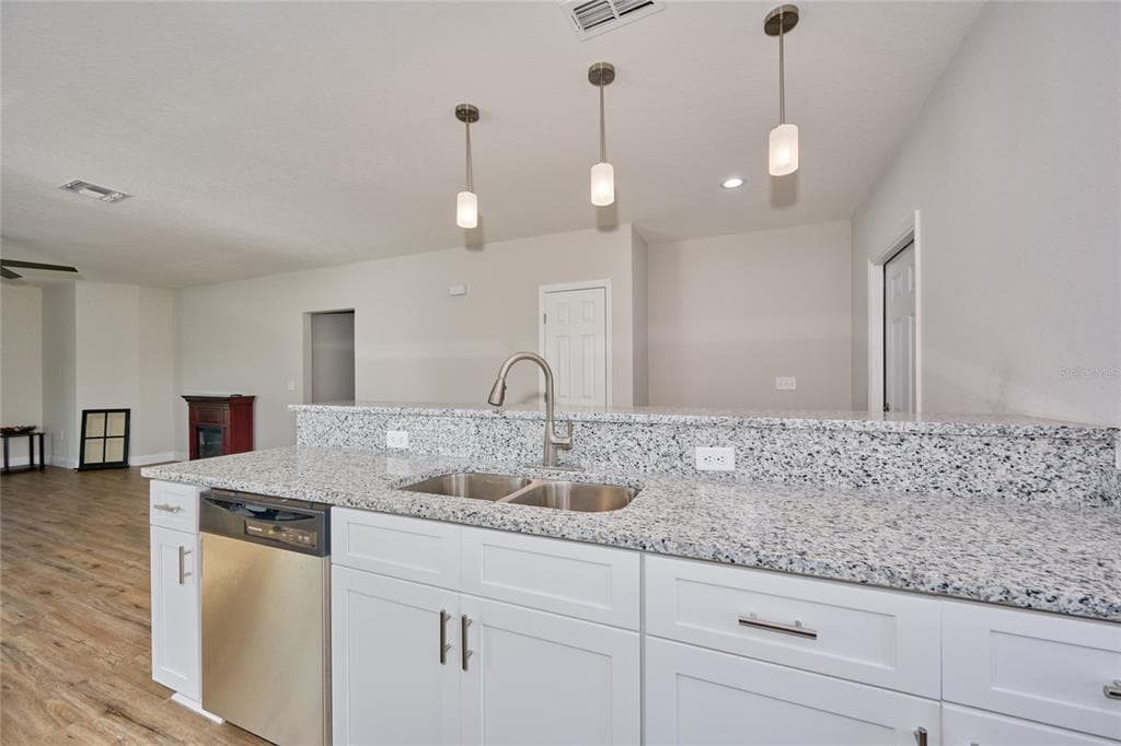 2581 POINCIANA DRIVE, INDIAN LAKE ESTATES, FL 33855 — zdjęcie 5