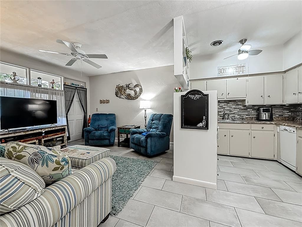 4051 58TH STREET N # 239C, ST PETERSBURG, FL 33709 — zdjęcie 3